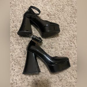 Lamoda Patent leather platform Mary Janes. Able strap. Flared heel. Size 9. NWOT